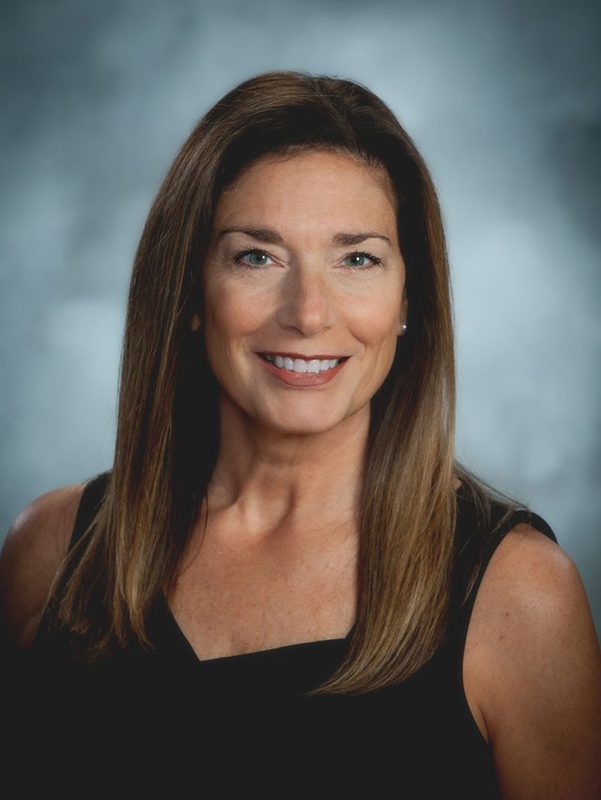 Lisa Leonard headshot