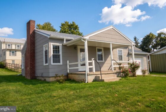 MDCR2037730 1 W Locust Street