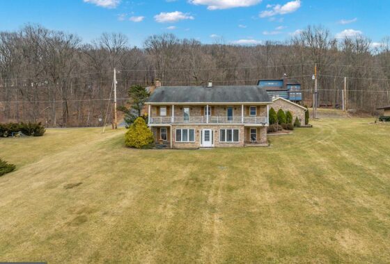 PAAD2008042 201 Country Club Trail