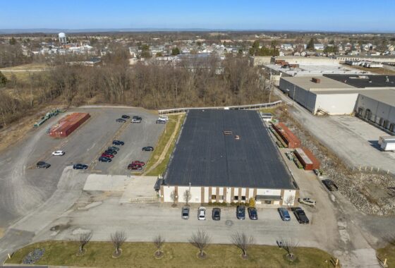 PAAD2008498 90 E Lakeview Drive