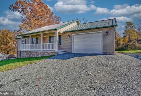 PAAD2009236 64 Bourbon Trail