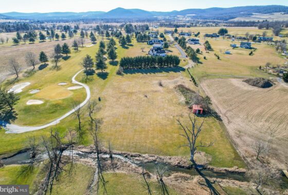 PAAD2011894 101 Sugar Loaf Lane