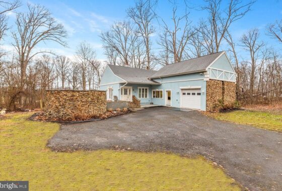 PAAD2012142 1079 Ridge Road