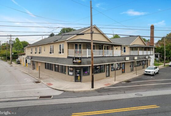 PAAD2014778 100 Buford Avenue