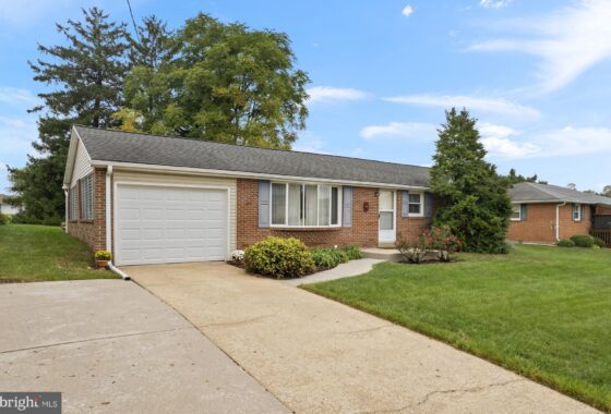 PAAD2014948 210 Lindy Avenue