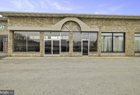 PAAD2017782 39 N Washington Street 2