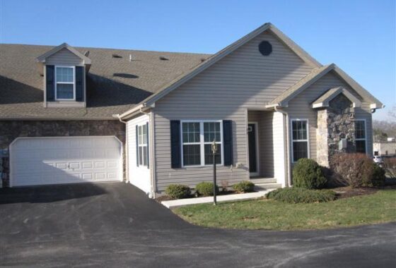 PAAD2019658 11 Ivy Lane