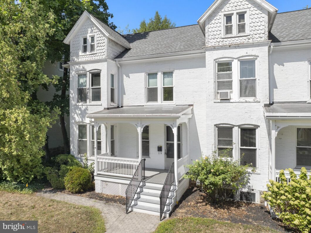 PAAD2019816 63 W Lincoln Avenue