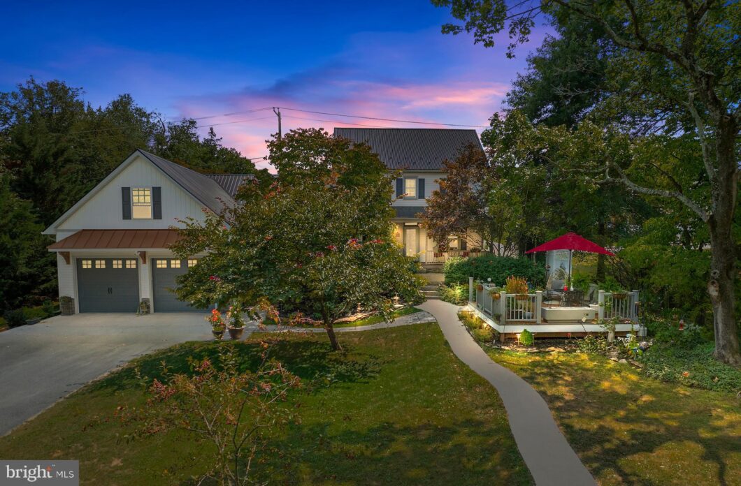 PAAD2019906 174 Main Street