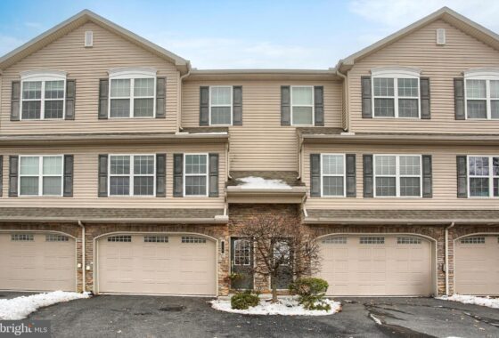 PACB2049052 110 Old Schoolhouse Lane