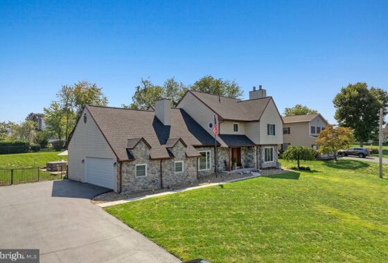 PAFL2022572 472 Briar Lane E