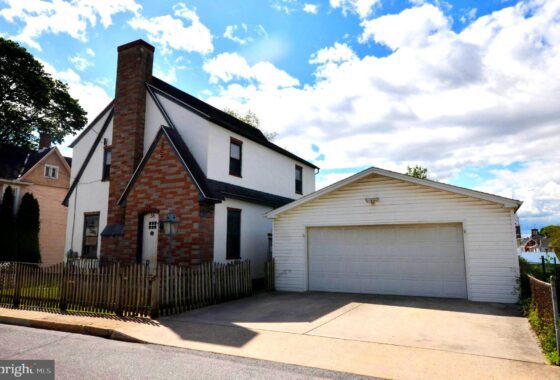 PAFL2034618 38 Cottage Street