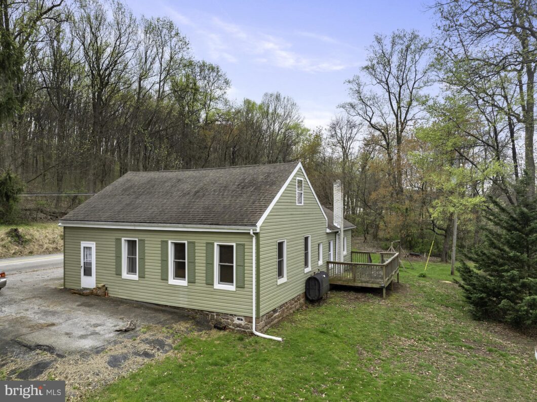 PAYK2080562 8839 Maple Grove Road