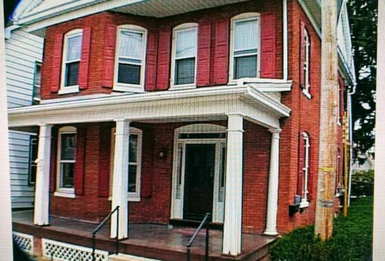 PAYK2093784 222 2nd Avenue