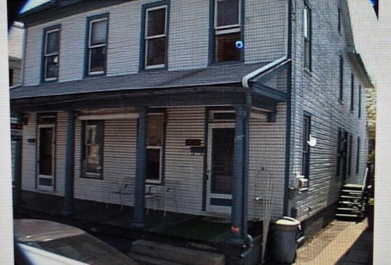 PAYK2093844 226 E Poplar Street