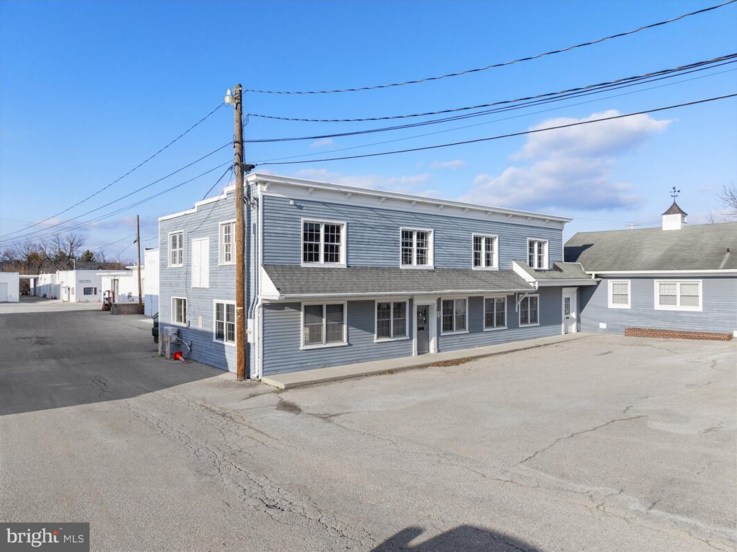 PAYK2097738 639 Frederick Street 1