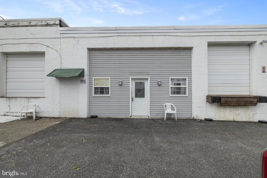 PAYK2105472 643 Frederick Street