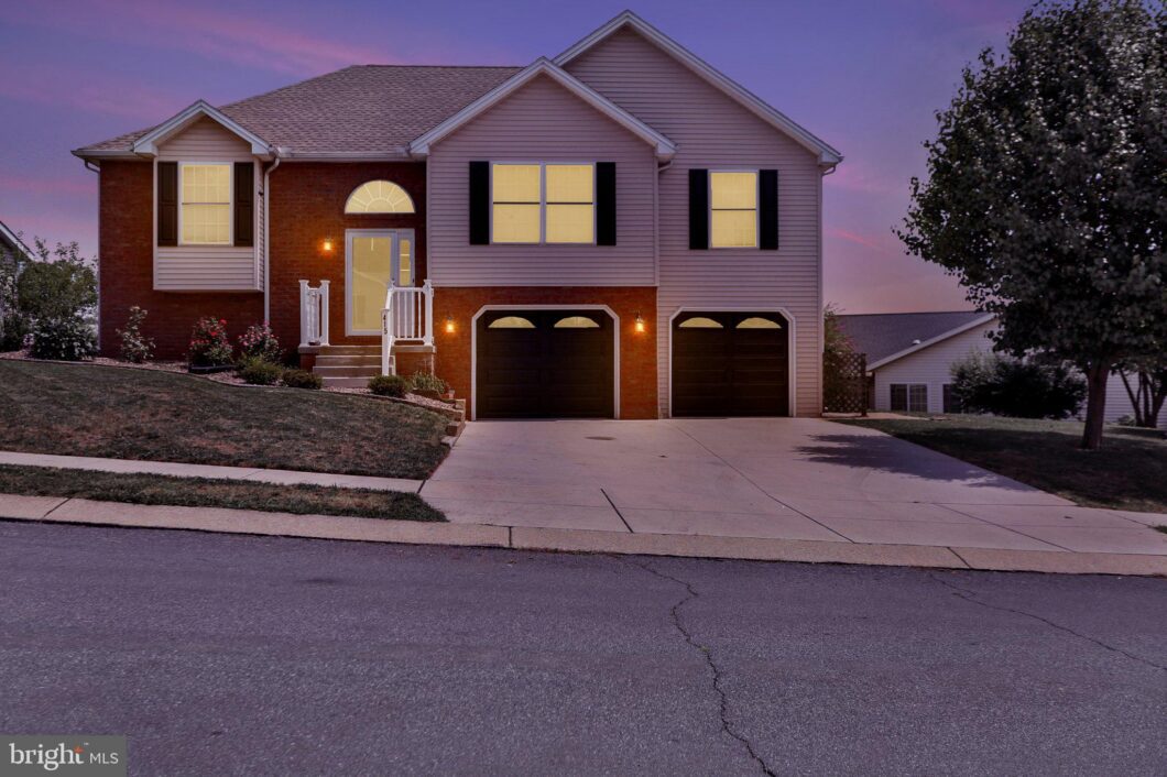 PAYK2106278 415 Clover Street